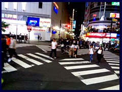 Nishi-Shinjuku by night 18